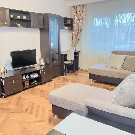 Oradea Comfort Corner Eksteriør bilde